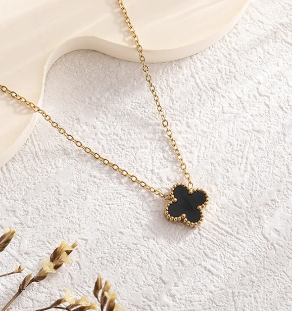 Flower Stainless Steel Plating 18k Gold Plated Neckace/black
